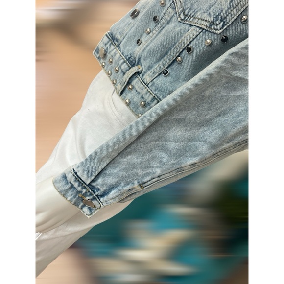 Fabulous stud detailed Jean jacket S M L - Picture 7 of 7